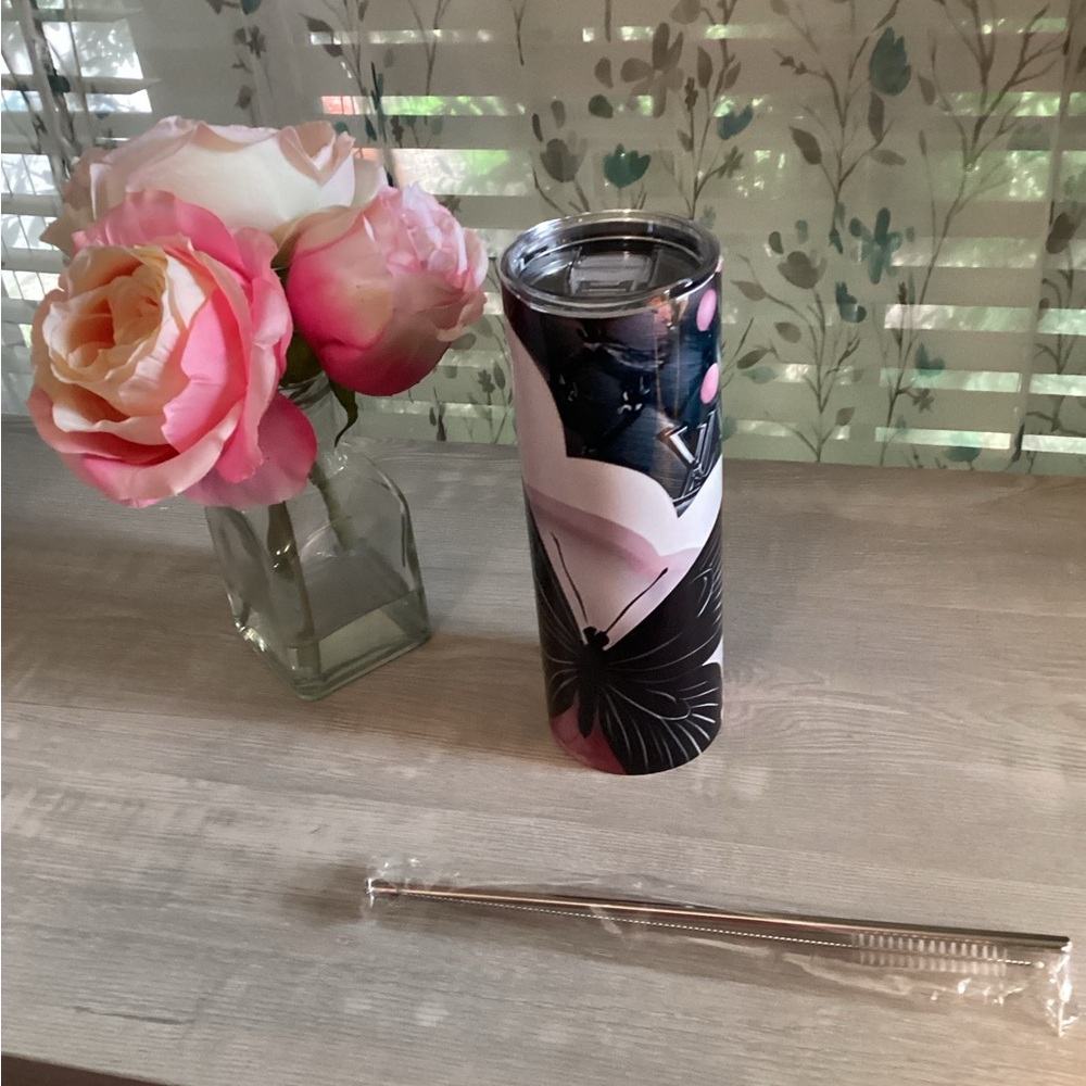 Fashion Pink Tumbler with Black Butterfly 🦋 - Picture 2 of 7